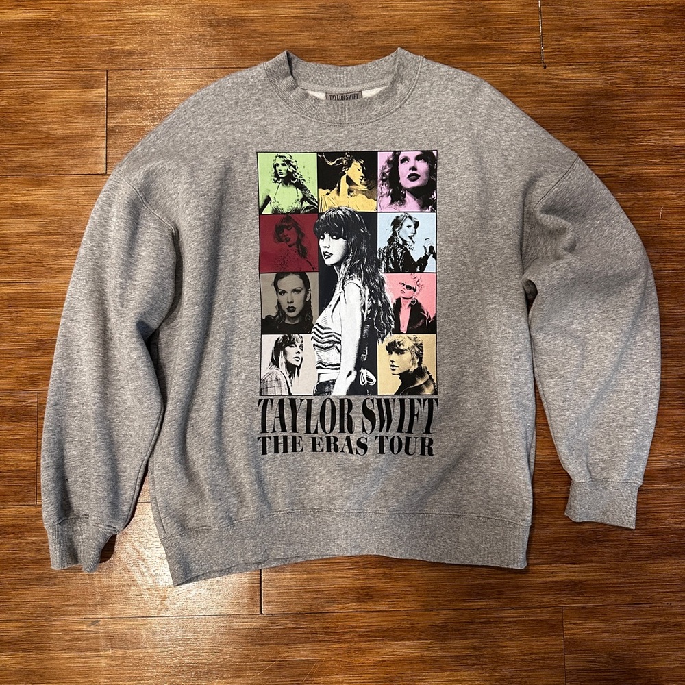 Taylor Swift The Eras Tour Official Tour Sweatshirt | BRAND NEW WITHOUT TAGS